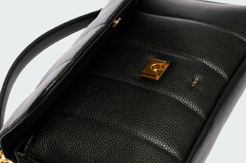DELOREAN CAVIAR