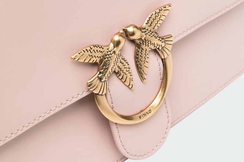 CLASSIC LOVE BAG ONE TOP HANDLE LIGHT SIMPLY